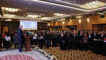 Vedat Işıkhan, İran Millî Günü Resepsiyonuna Katıldı